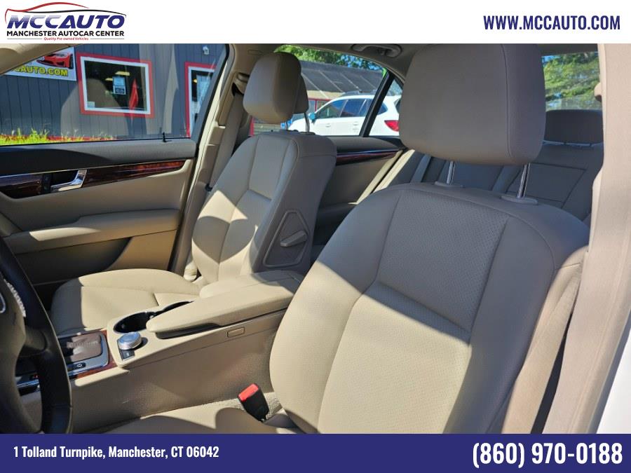 2011 Mercedes-Benz C-Class C300 4MATIC Luxury photo