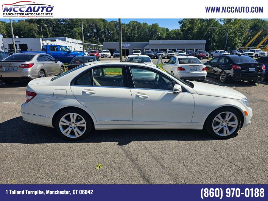 2011 Mercedes-Benz C-Class C300 4MATIC Luxury photo