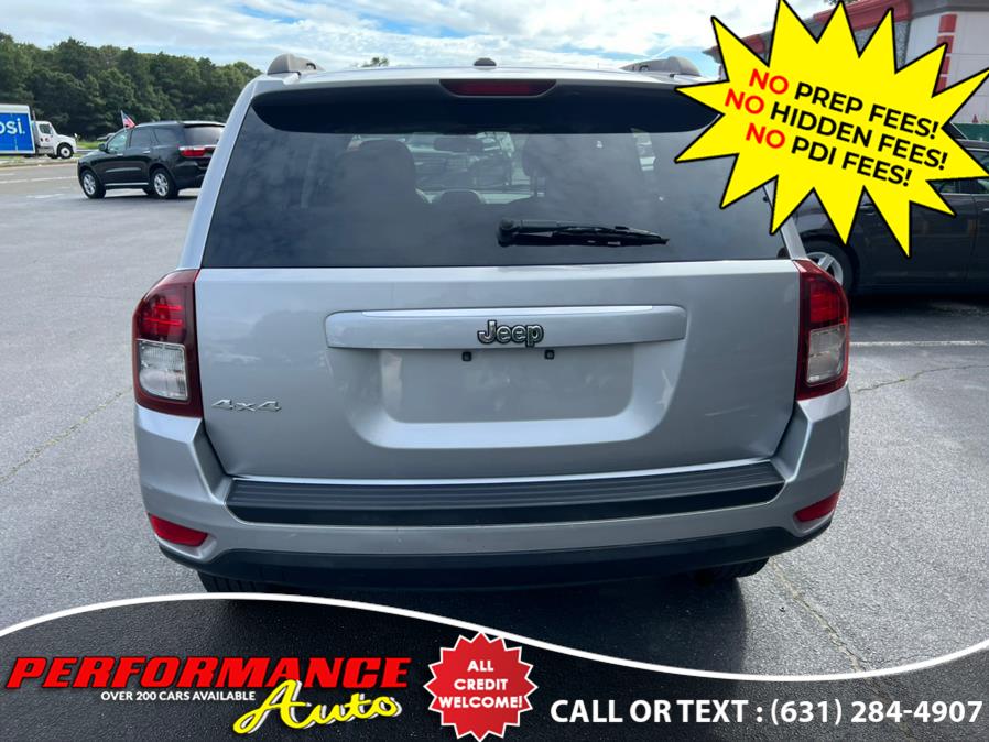 2016 Jeep Compass 4WD 4dr Sport photo