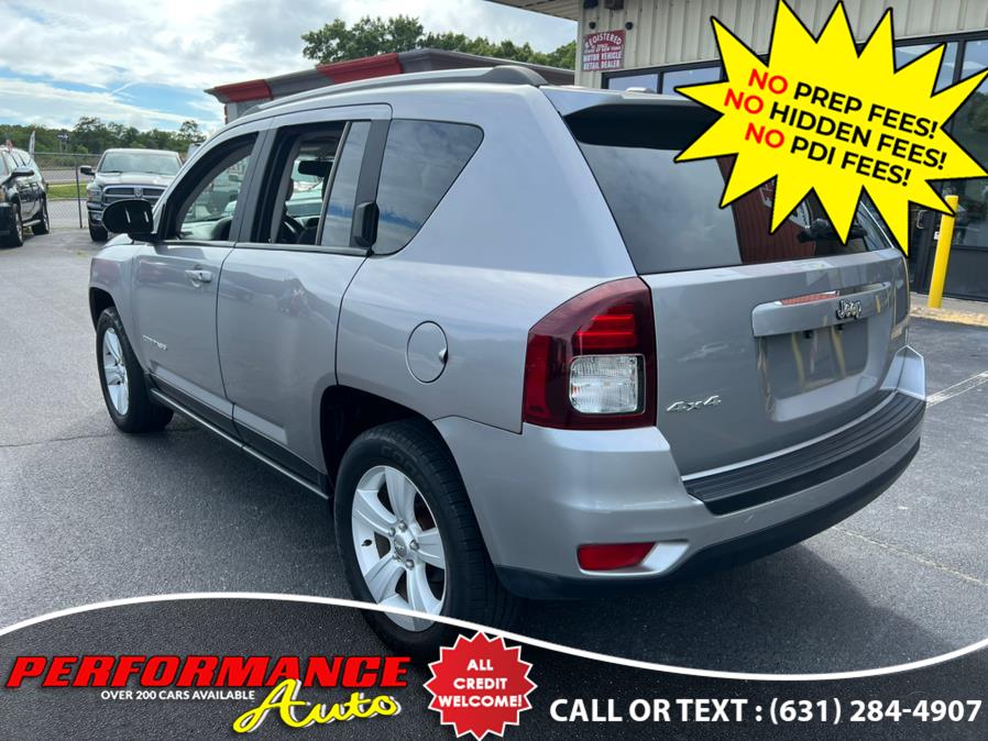 2016 Jeep Compass 4WD 4dr Sport photo