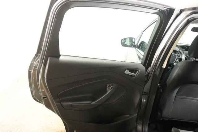 2017 Ford C-Max Hybrid SE photo