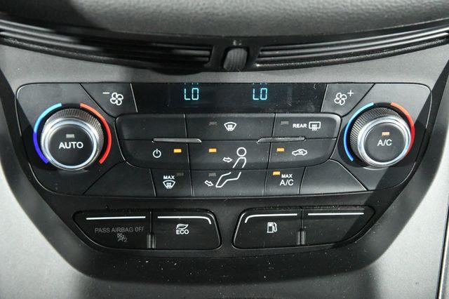2017 Ford C-Max Hybrid SE photo