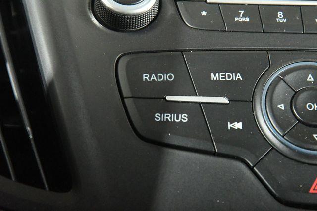 2017 Ford C-Max Hybrid SE photo