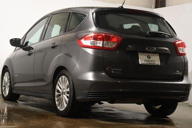 2017 Ford C-Max Hybrid SE photo