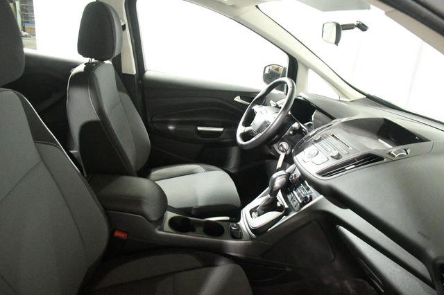 2017 Ford C-Max Hybrid SE photo