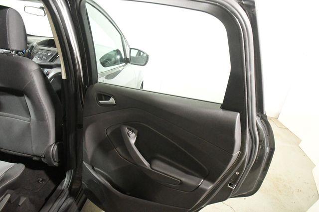 2017 Ford C-Max Hybrid SE photo