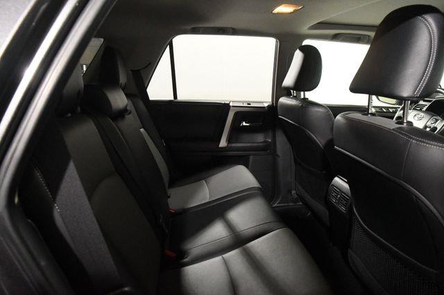 2016 Toyota 4Runner SR5 Premium photo
