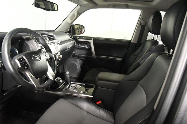 2016 Toyota 4Runner SR5 Premium photo