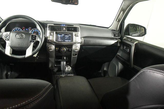 2016 Toyota 4Runner SR5 Premium photo