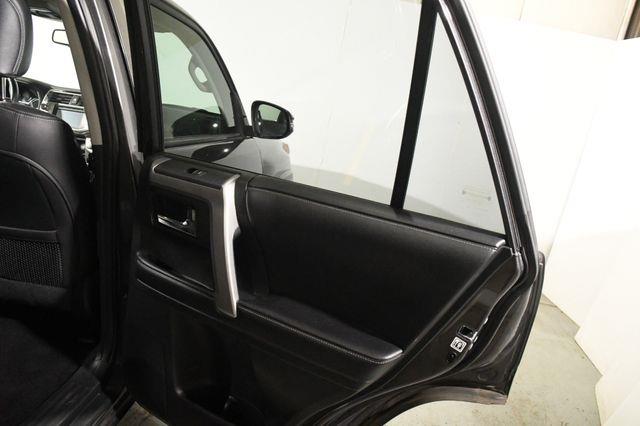 2016 Toyota 4Runner SR5 Premium photo