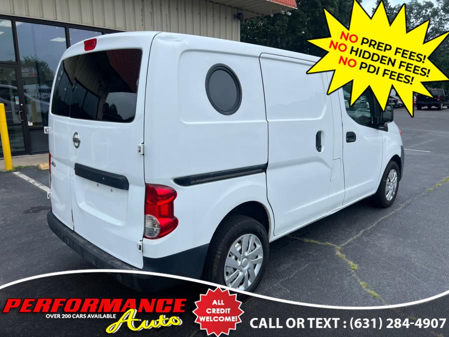2015 Nissan NV200 I4 S photo