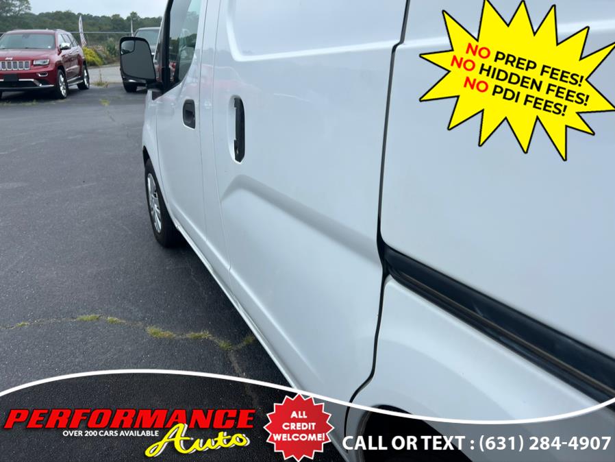 2015 Nissan NV200 I4 S photo