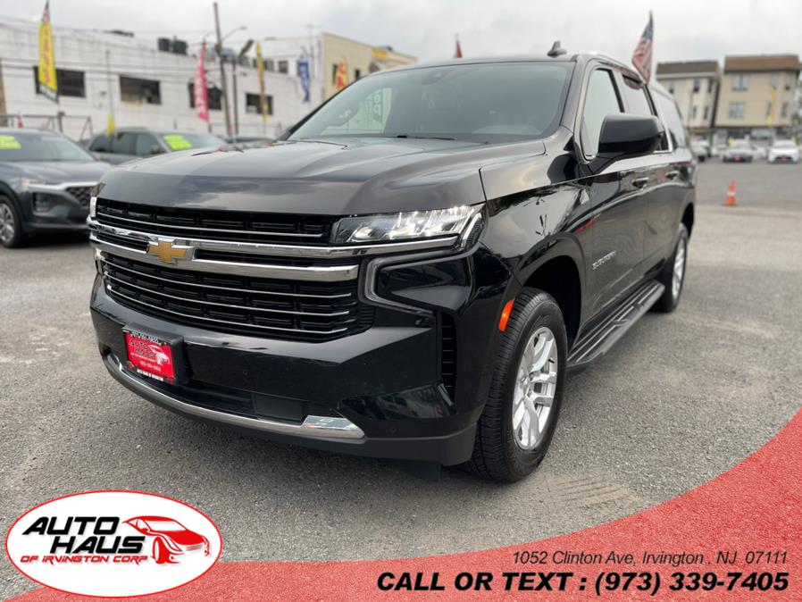 2022 Chevrolet Suburban 4WD 4dr LT photo