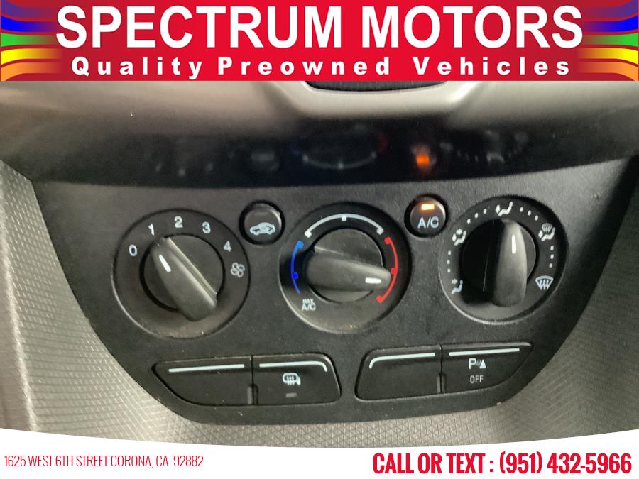 2016 Ford Transit Connect LWB XLT photo