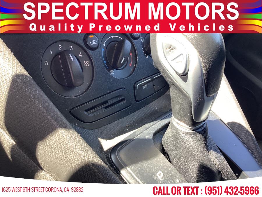 2016 Ford Transit Connect LWB XL photo