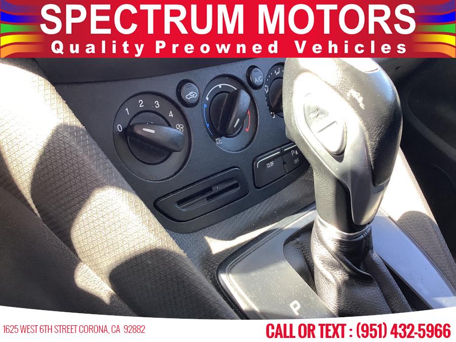 2016 Ford Transit Connect LWB XL photo