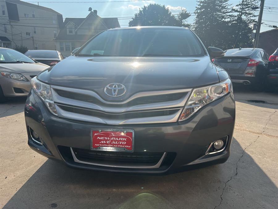2014 Toyota Venza LE photo