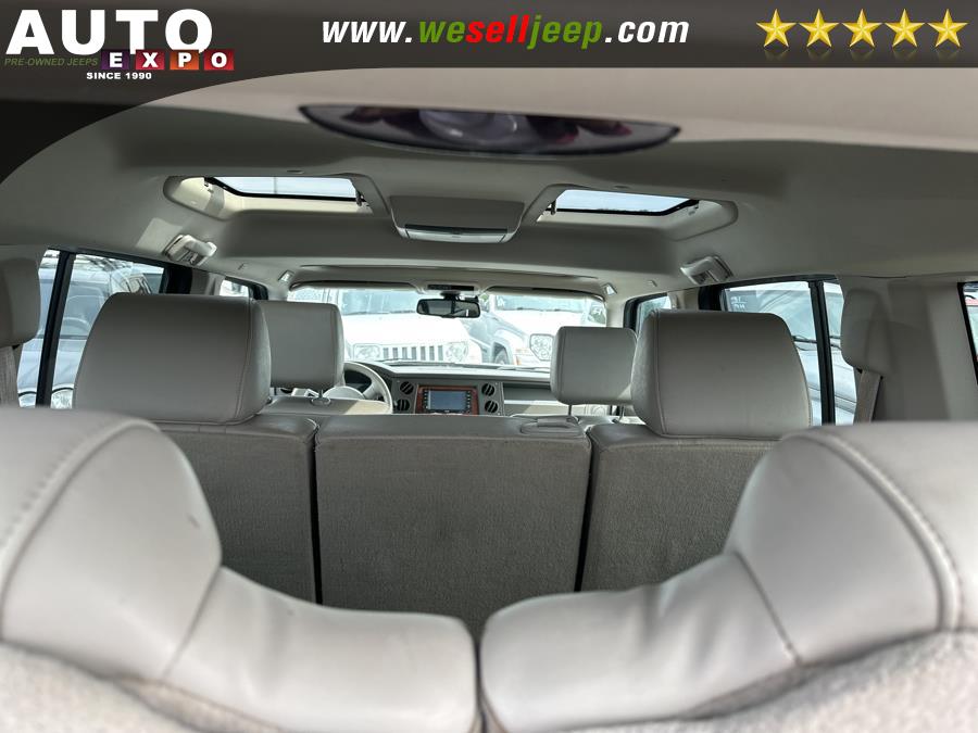 2008 Jeep Commander Overland photo