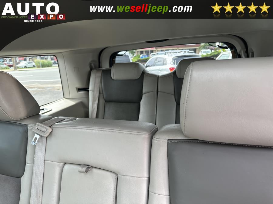 2008 Jeep Commander Overland photo