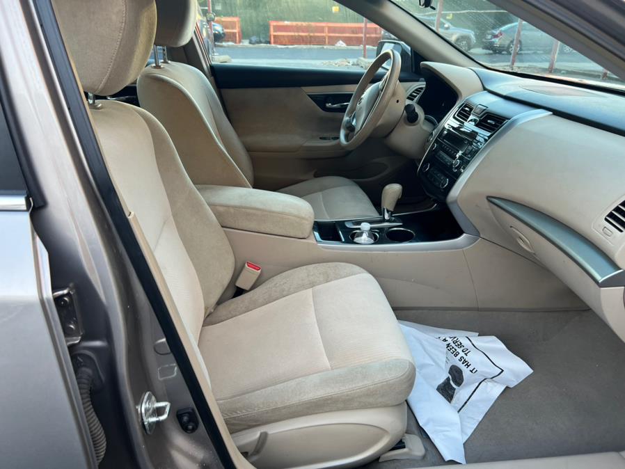 2013 Nissan Altima 2.5 photo