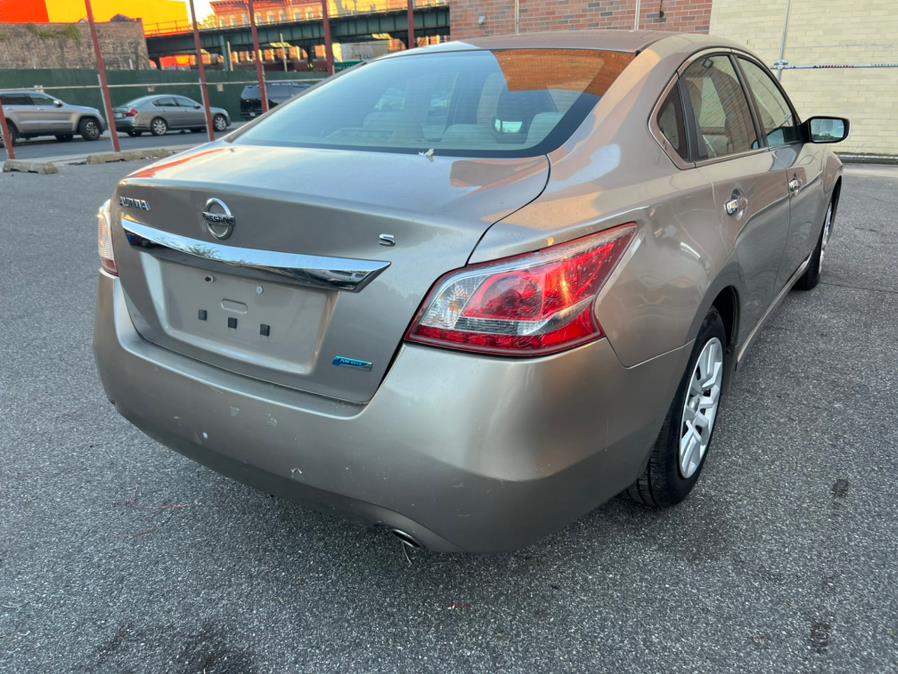 2013 Nissan Altima 2.5 photo