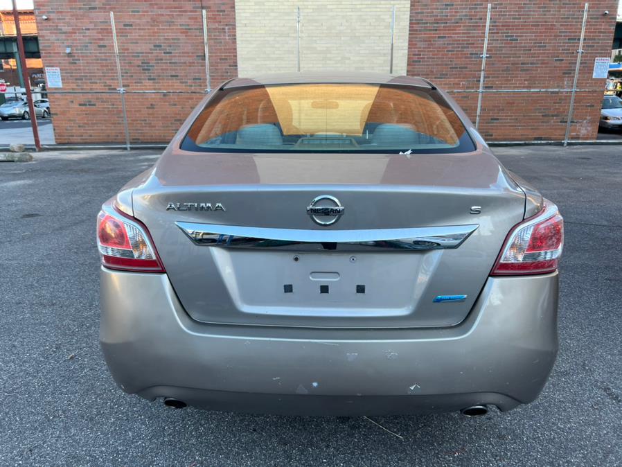 2013 Nissan Altima 2.5 photo