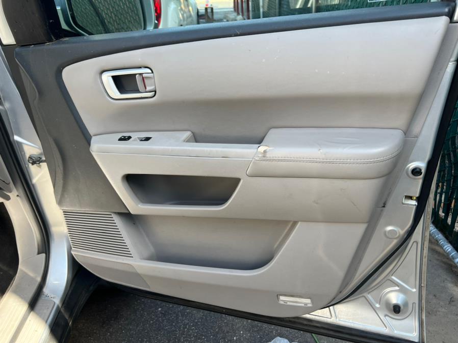 2010 Honda Pilot Touring photo