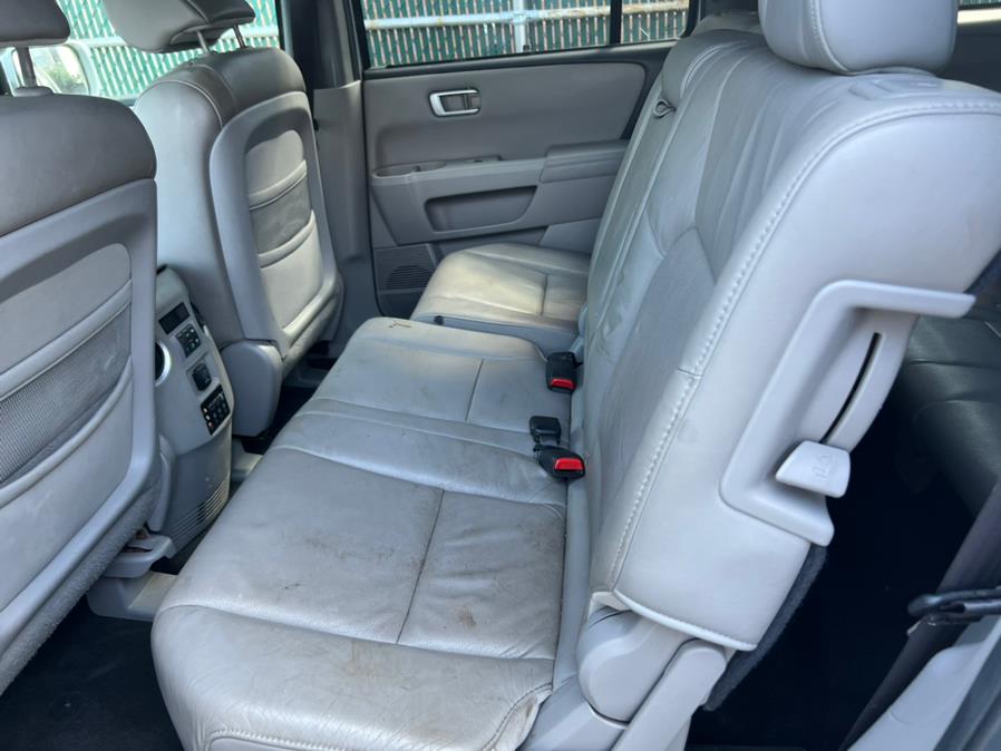 2010 Honda Pilot Touring photo
