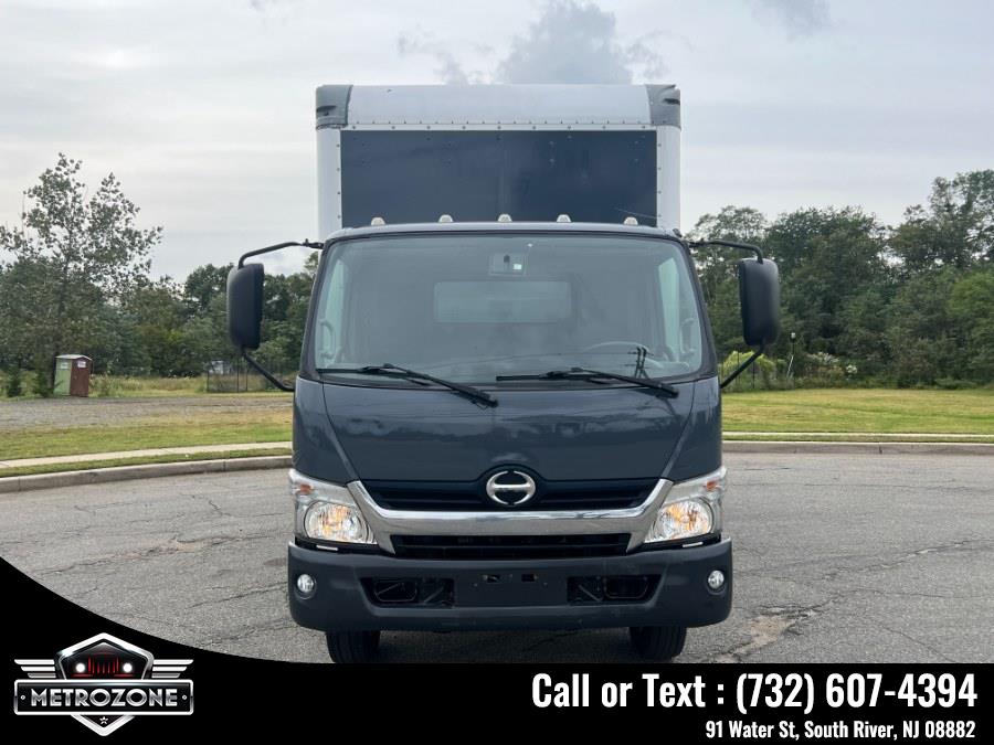 2020 Hino 195 16 Feet Box photo