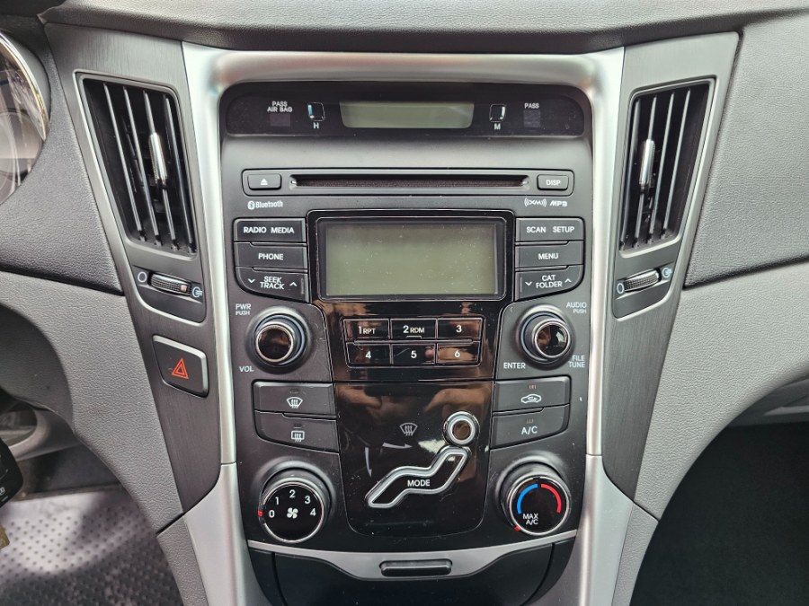 2012 Hyundai Sonata GLS photo