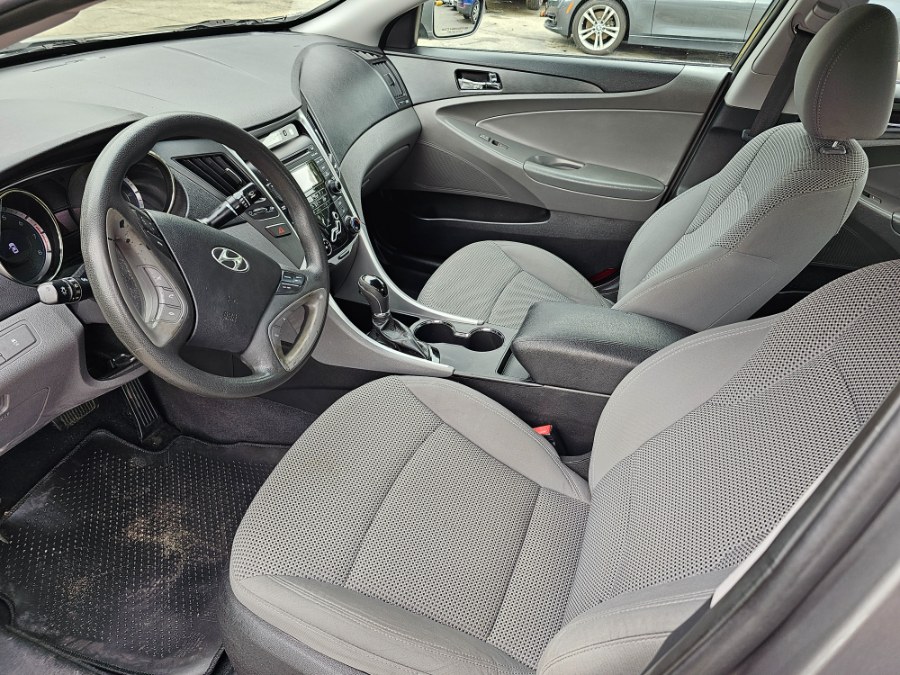 2012 Hyundai Sonata GLS photo
