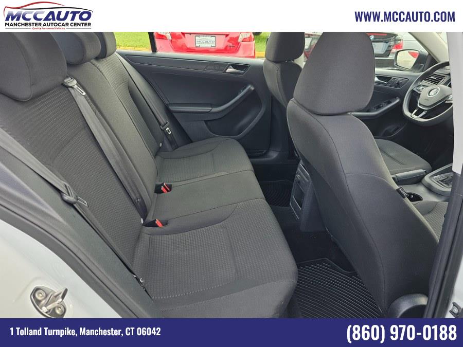 2016 Volkswagen Jetta Sedan 4dr Auto 1.4T S w/Technology photo