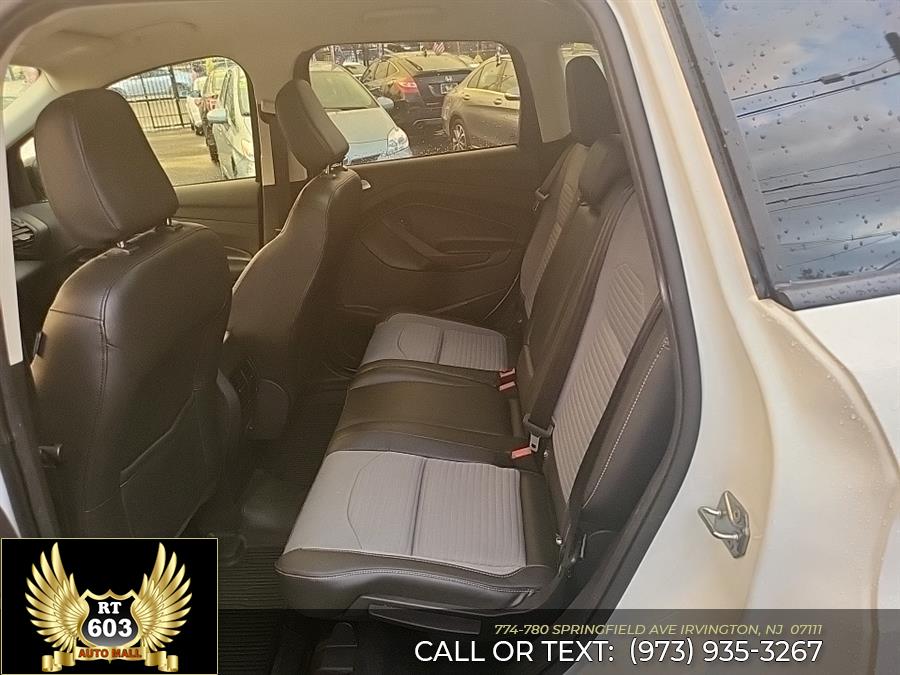 2018 Ford Escape SE 4WD photo
