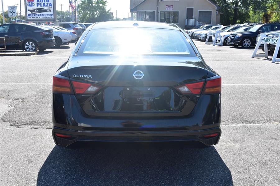 2020 Nissan Altima S photo