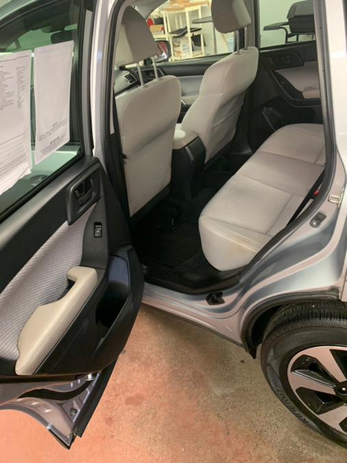 2018 Subaru Forester 2.5i Premium Black Edition w/E photo