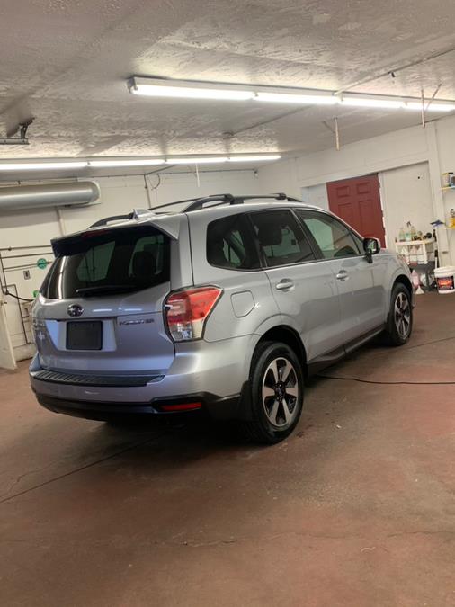 2018 Subaru Forester 2.5i Premium Black Edition w/E photo