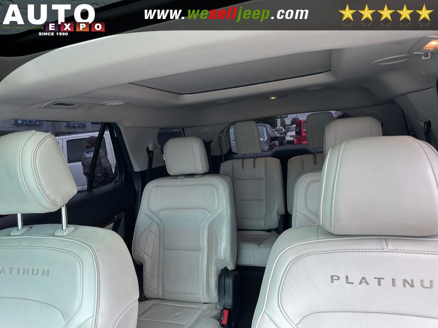 2017 Ford Explorer Platinum 4WD photo