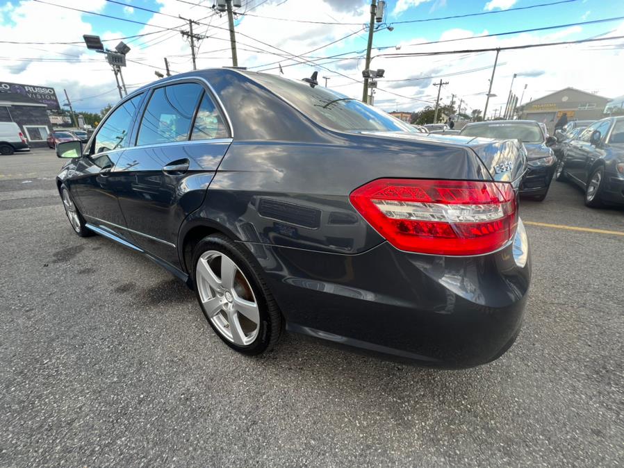 2011 Mercedes-Benz E-Class E350 4MATIC Luxury photo