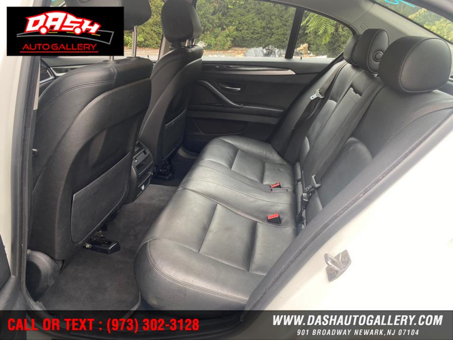 2016 BMW 5-Series 4dr Sdn 528i xDrive AWD photo