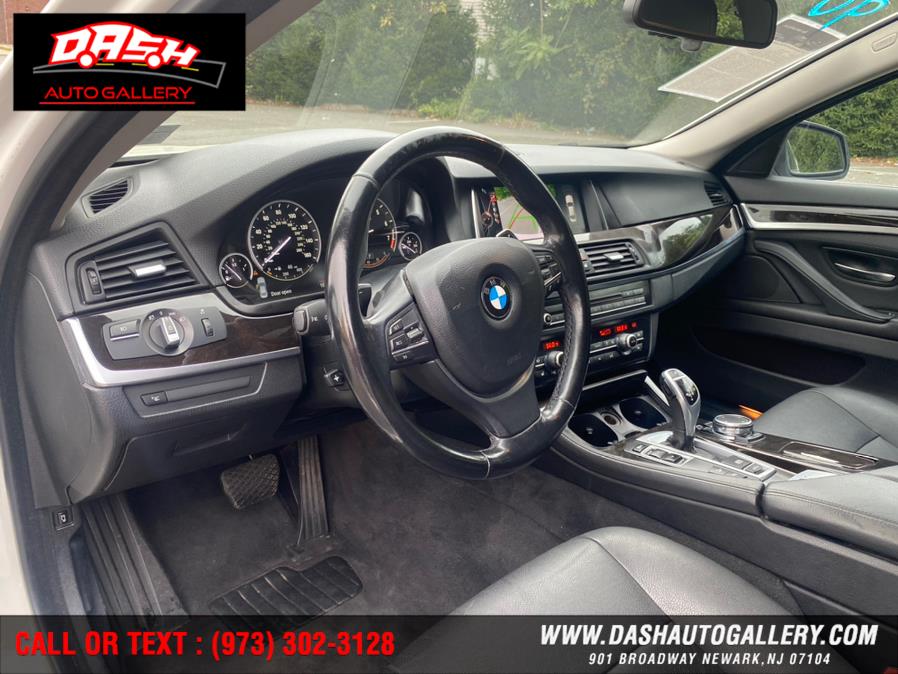2016 BMW 5-Series 4dr Sdn 528i xDrive AWD photo