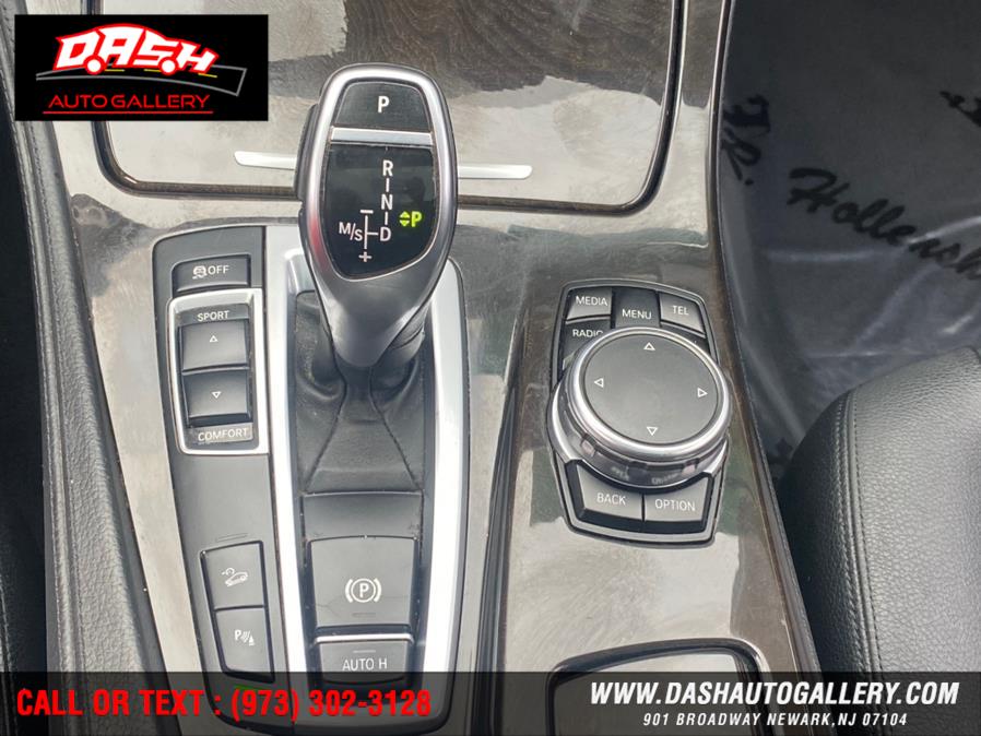 2016 BMW 5-Series 4dr Sdn 528i xDrive AWD photo