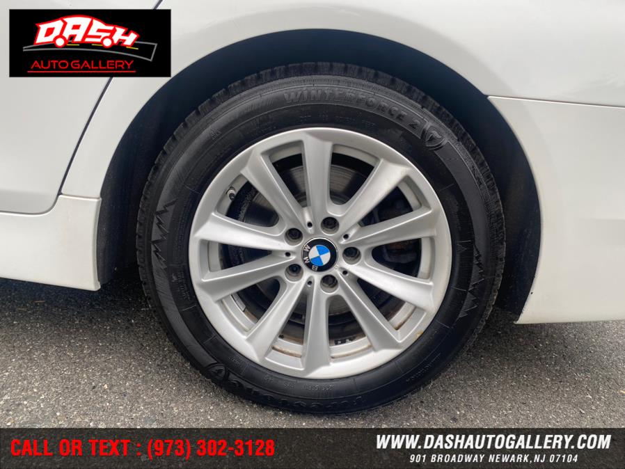 2016 BMW 5-Series 4dr Sdn 528i xDrive AWD photo