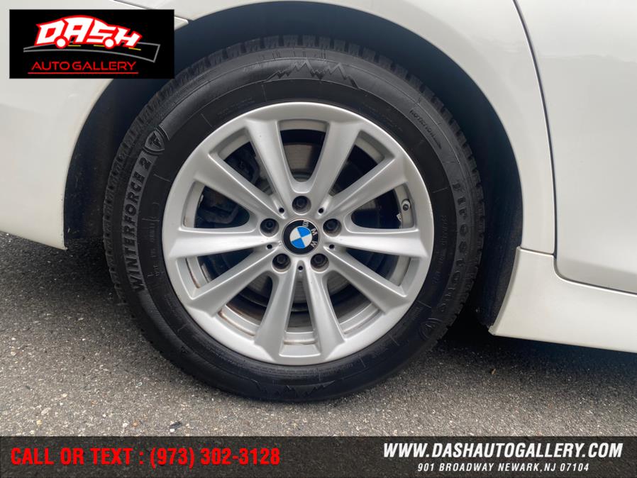 2016 BMW 5-Series 4dr Sdn 528i xDrive AWD photo