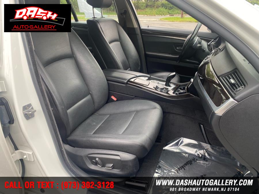 2016 BMW 5-Series 4dr Sdn 528i xDrive AWD photo
