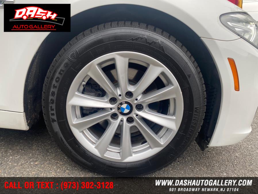 2016 BMW 5-Series 4dr Sdn 528i xDrive AWD photo