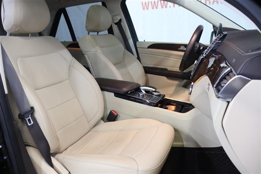 2017 Mercedes-Benz GLE 400 4MATIC photo