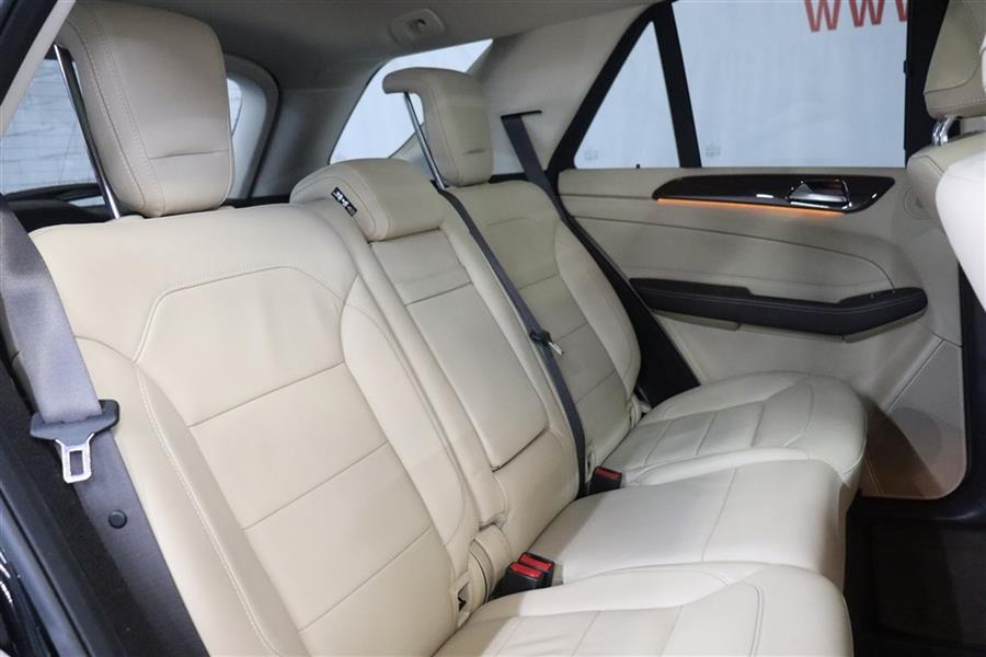 2017 Mercedes-Benz GLE 400 4MATIC photo