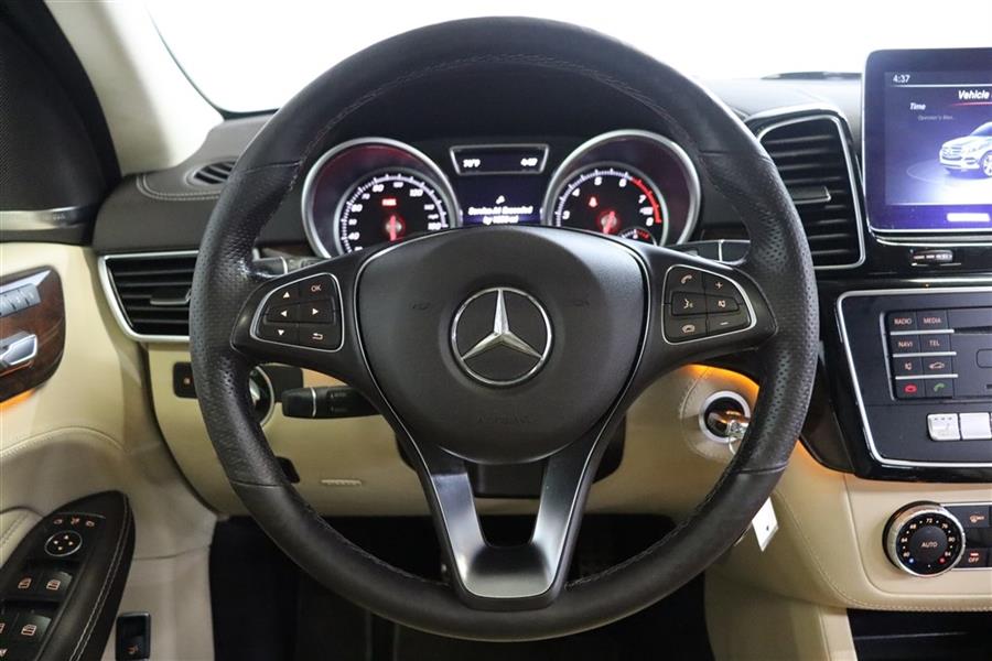 2017 Mercedes-Benz GLE 400 4MATIC photo