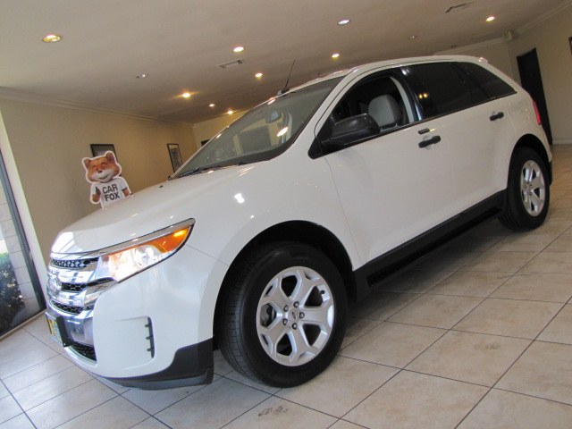 2013 Ford Edge SE photo