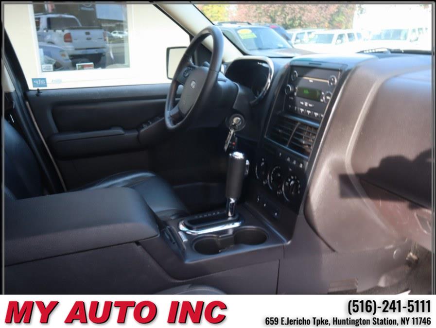 2010 Ford Explorer XLT photo
